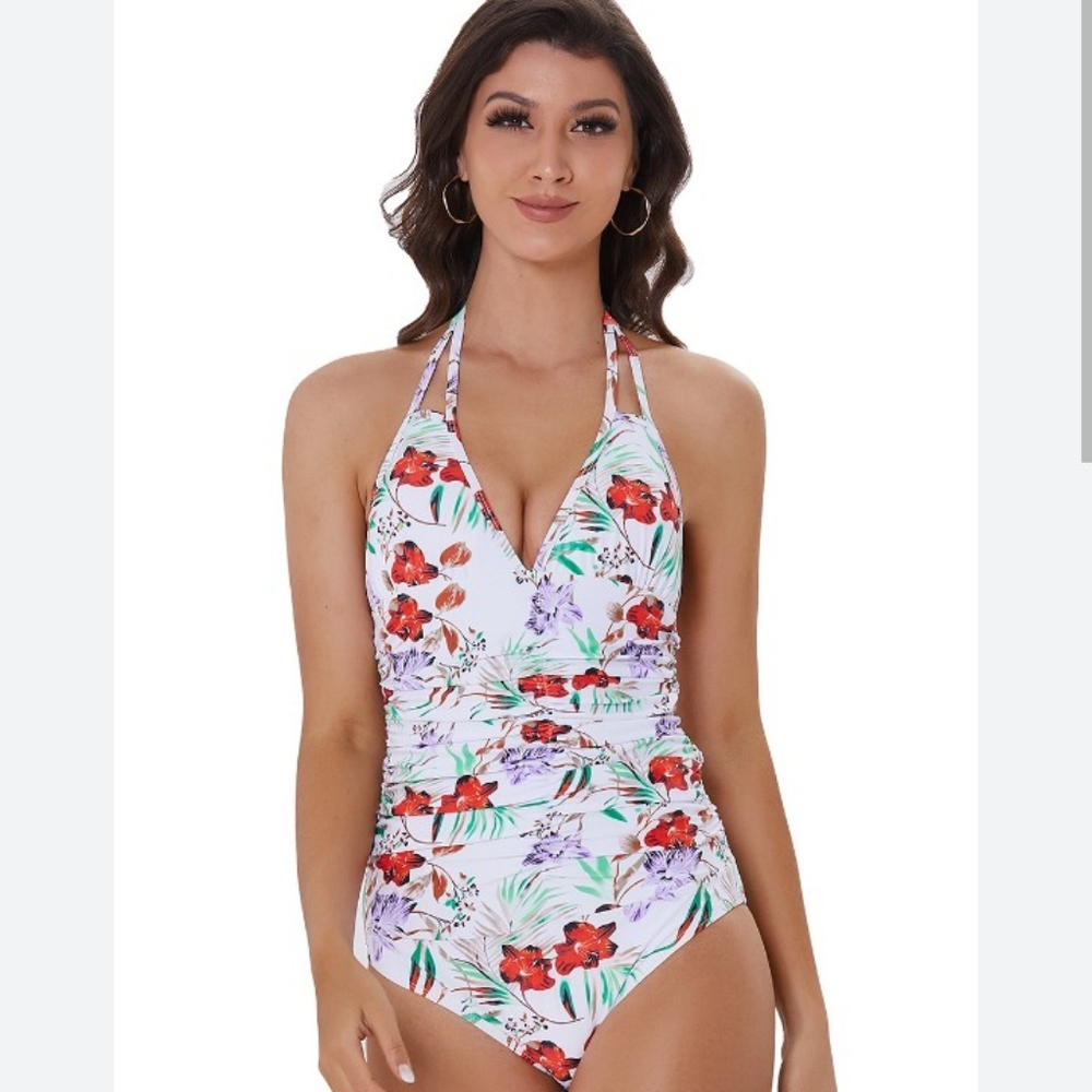 🩱LAST PRICE DROP TODAY BEAUTIFUL SWIMSUIT 🩱